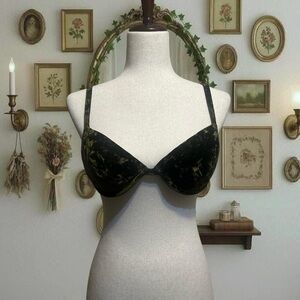 Victoria’s Secret velvet green padded bra